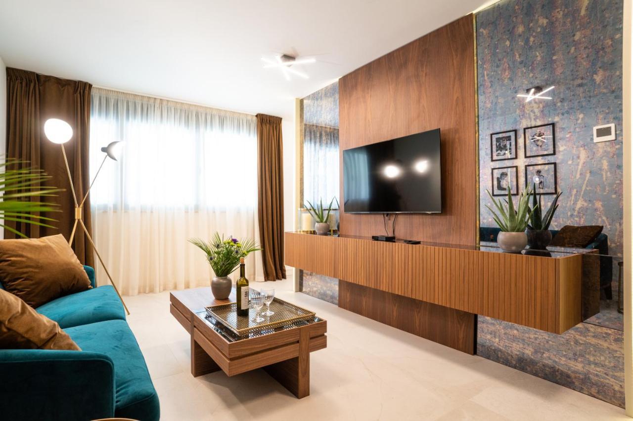 Ez Luxury Living Apartment Rovinj Ngoại thất bức ảnh